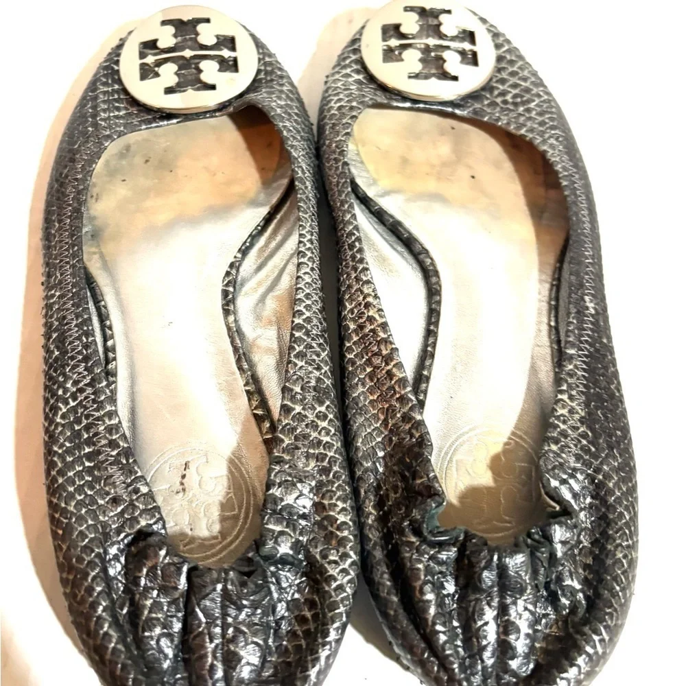 Tory Burch size 7.5 leather animal print ballet flats round flats round toes